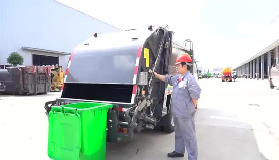 Foton 4X2 Dieselmotor Müllwagen Müllverdichter LKW mit Schaltgetriebe